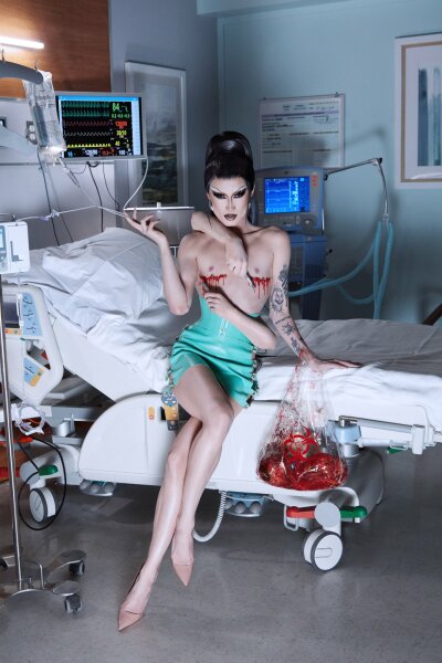 Horrific Drag Race has anybody seen this?? **MNHQ CONTENT WARNING FOR GRAPHIC IMAGE***