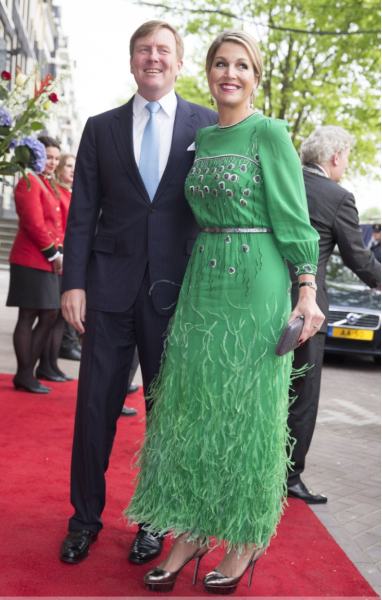 Royal Style: with hope, our threads continue