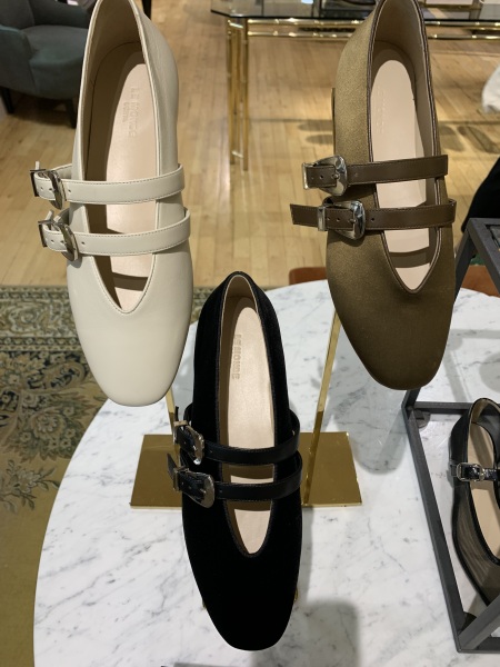 Les Parisiennes des Mamanset: On the Advent of Newness