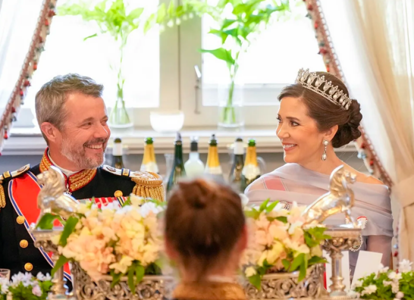 Royal Style - C.Rexing towards summer with hopes for happy days ahead