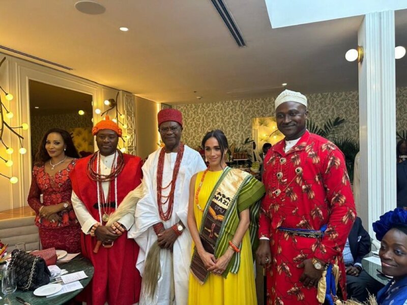 Meghan and Harry spotted out and about - Naija Edition