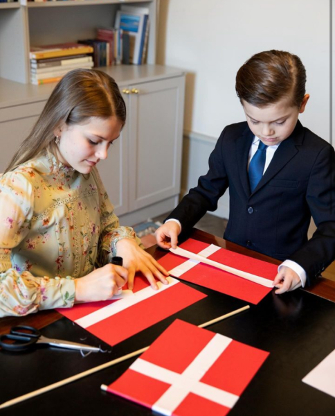 Royal Style: with hope, our threads continue