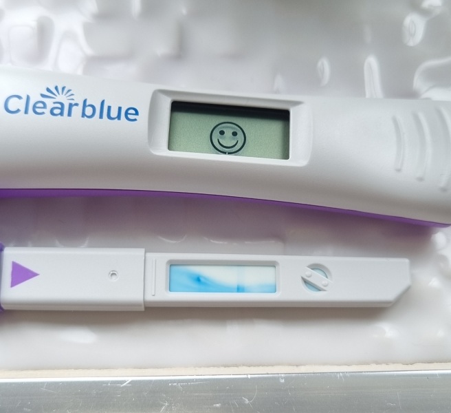Clear blue ovulation test - is this wrong?!