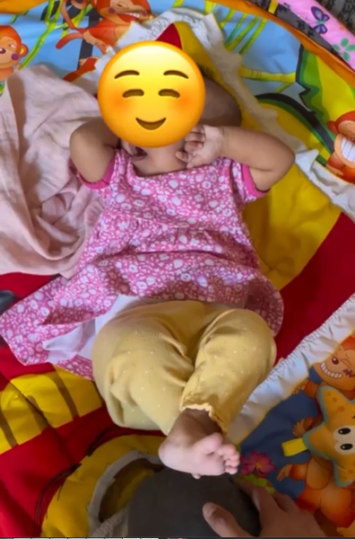 4 month old stiffening