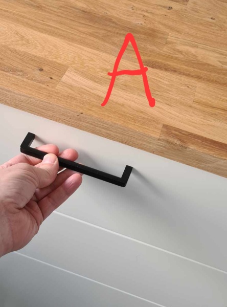 Help me choose handles for kitchen cupboards/drawers