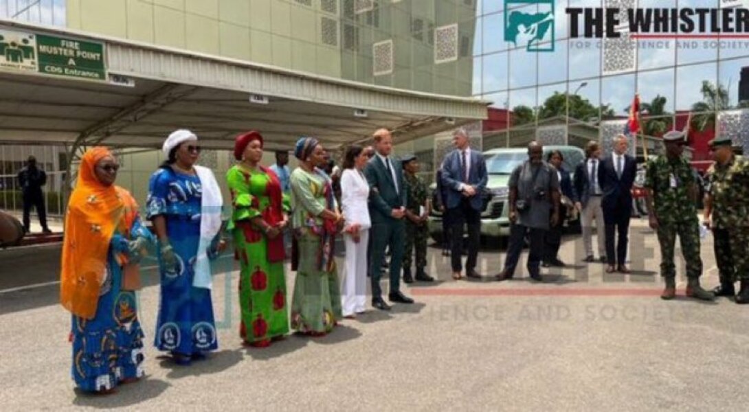 Royal Style - C.Rexing towards summer with hopes for happy days ahead