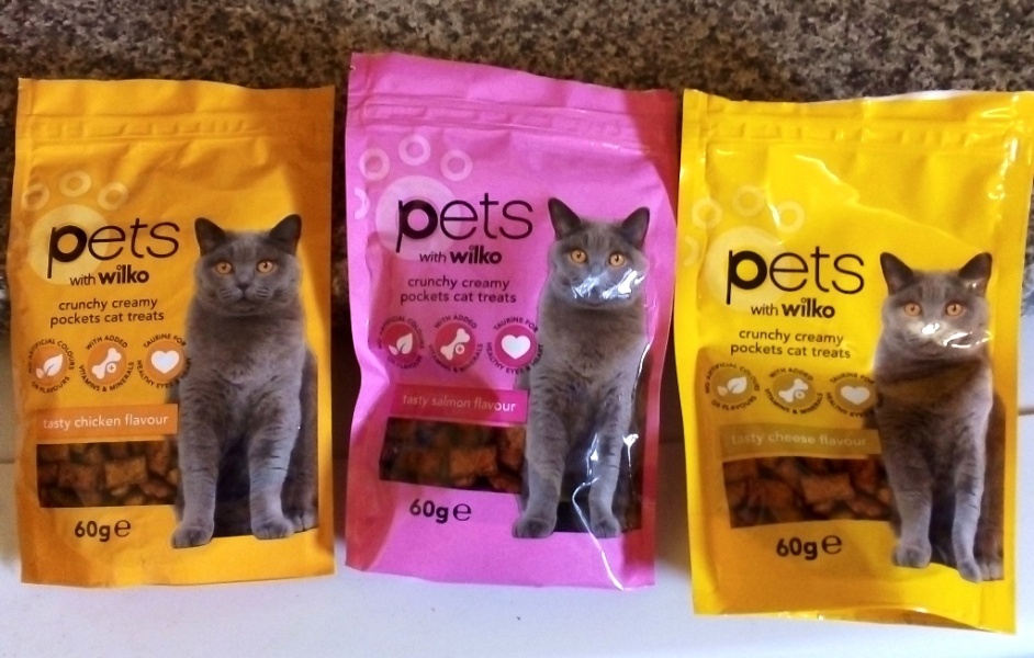 Cat treats from Wilko have deteriorated. One or two are harmful.