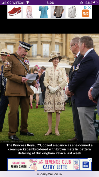 Royal Style - C.Rexing towards summer with hopes for happy days ahead