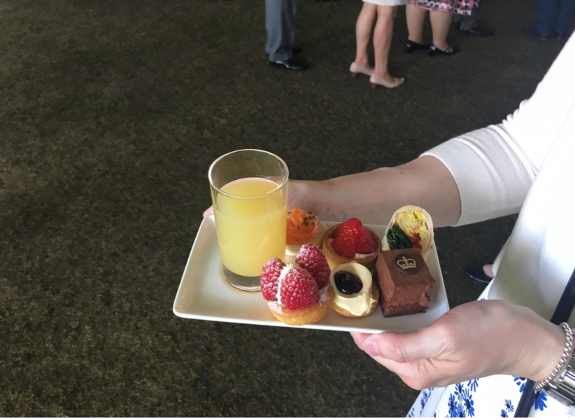 Royal Style - C.Rexing towards summer with hopes for happy days ahead