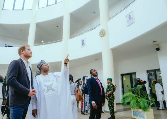 Meghan and Harry spotted out and about - Naija Edition