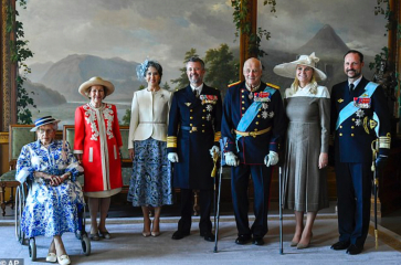 Royal Style - C.Rexing towards summer with hopes for happy days ahead