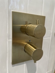 cleaning / restoring brushed brass taps