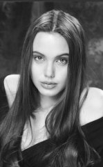 To think Anok Yai is one of the most beautiful women on earth?