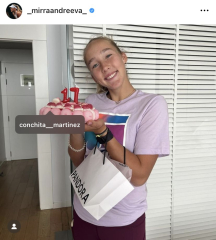 TENNIS - clay continues