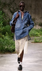 Floaty tops, shirts to wear with cropped jeans?