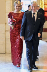 Royal Style - C.Rexing towards summer with hopes for happy days ahead