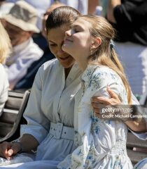 Royal Style - C.Rexing towards summer with hopes for happy days ahead