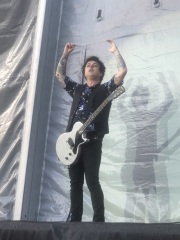 Fat girl summer - let's slay 💅