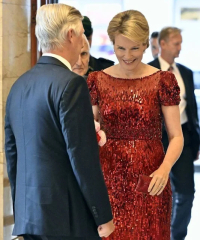 Royal Style - C.Rexing towards summer with hopes for happy days ahead