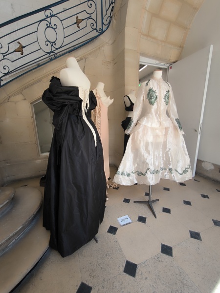 Les Parisiennes des Mamanset: On the Advent of Newness