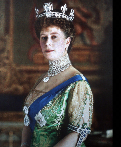 Royal Style and Beauty - Trooping on, through summer and beyond!