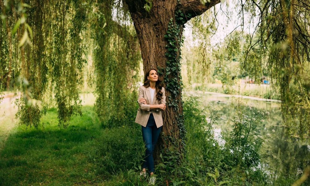 Royal Style - C.Rexing towards summer with hopes for happy days ahead