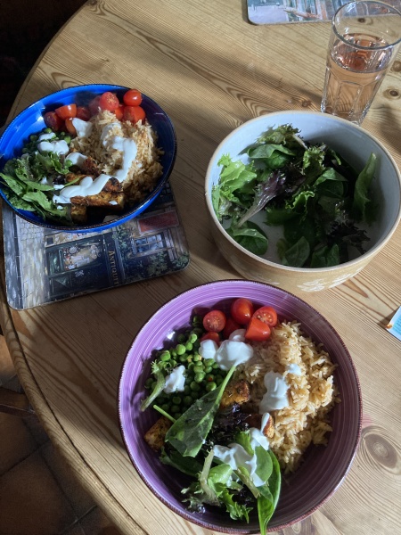 Being vegetarian is so tiresome.