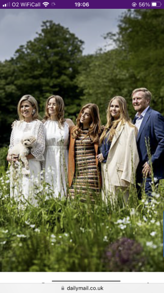 Royal Style - C.Rexing towards summer with hopes for happy days ahead