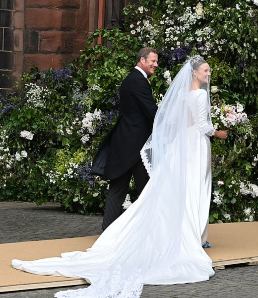 Royal Style - C.Rexing towards summer with hopes for happy days ahead