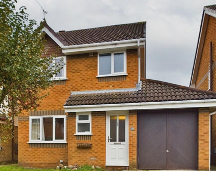Please help - garage and front door colours