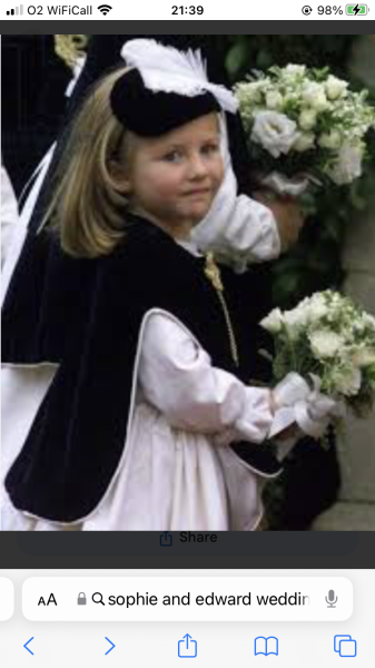 Royal Style - C.Rexing towards summer with hopes for happy days ahead