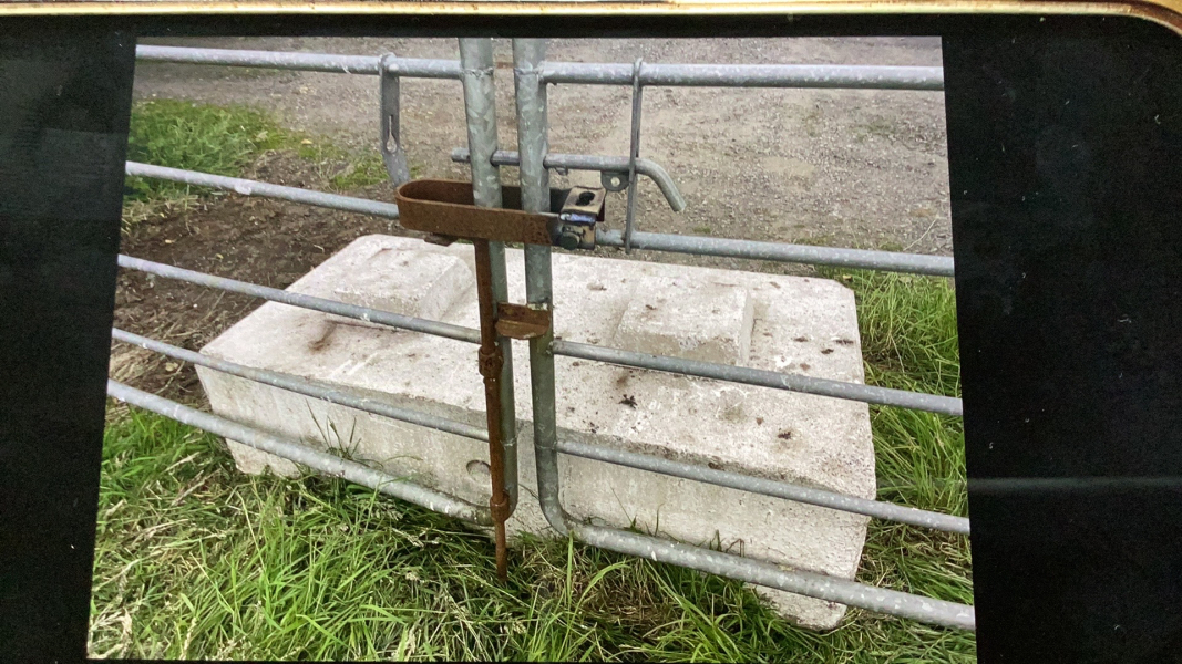 Neighbour blocking access and being threatening