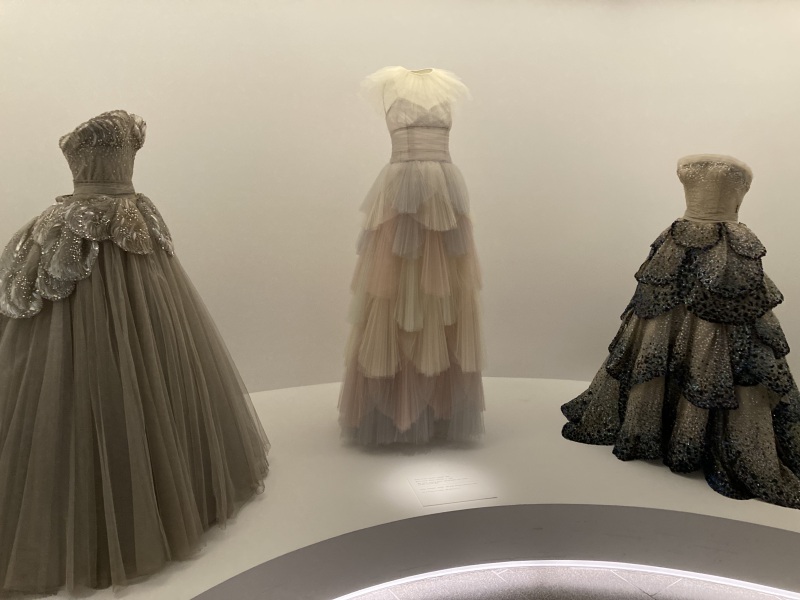 Royal Style - C.Rexing towards summer with hopes for happy days ahead