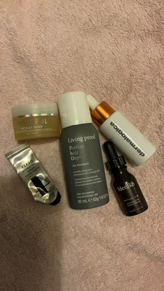 Feel the temptation to indulge in beauty treats? Is your collection overflowing with treasures? Come unite with fellow beauty enthusiasts in this lovely group!