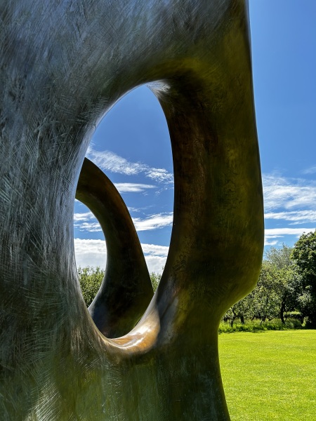 Come and tell me your dull and unexciting news 30: Calmly through the day