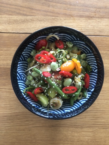 🍓🥑🥦Anyone want to join me in losing some weight and eating more healthily?🥝🥬🫐