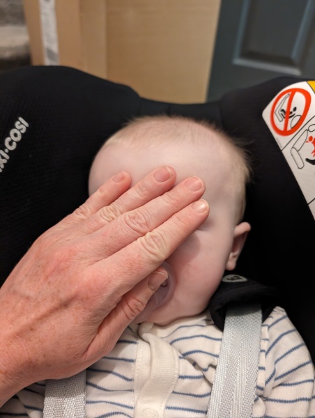 Axkid car seat and not fitting