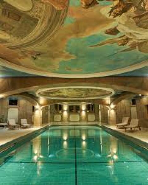 Luxury swimming pools or tropical pools Scotland?
