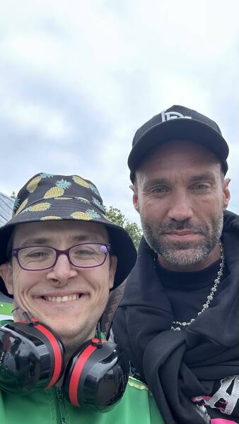 Come and tell me your dull and unexciting news 30: Calmly through the day