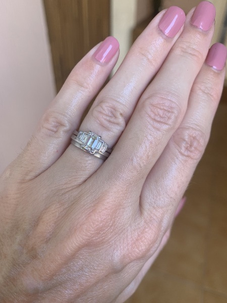 Clashing gold and silver/platinum rings? With pic!