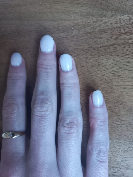 I'm not happy with how she did my nails