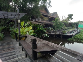 Come and tell me your dull and unexciting news 30: Calmly through the day