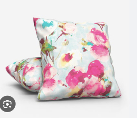 What colour walls with fuschia sofas?