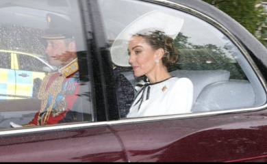 Royal Style - C.Rexing towards summer with hopes for happy days ahead