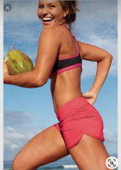 Am I the only one that hates women’s swimwear/beachwear options?