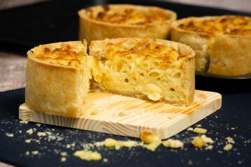 Ate a cold macaroni pie