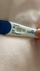 Breastfeeding but now 8 days late on 2nd cycle, am I pregnant ?