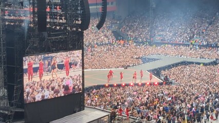 Has anyone in the UK got Taylor Swift tickets on the day? If so how late did you leave it and how much did you end up paying?
