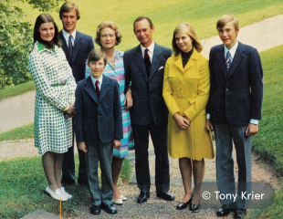 Unusual, unseen or interesting royal photos