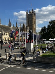 Come and tell me your dull and unexciting news 30: Calmly through the day